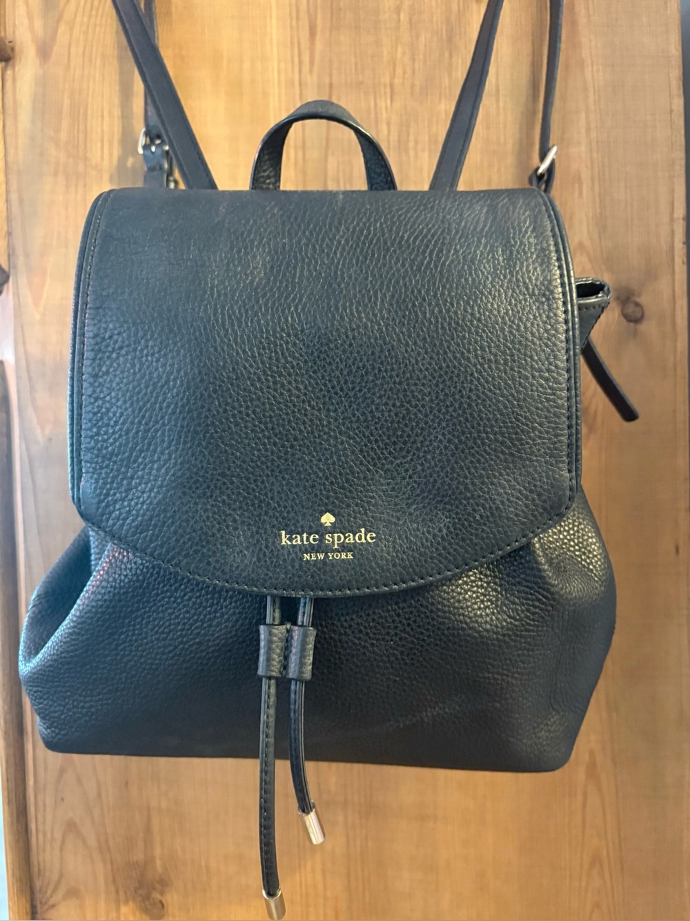 ♠️ kate spade Leila Flap Backpack Black Pebbled Leather ♠️